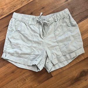 New York and company linen shorts